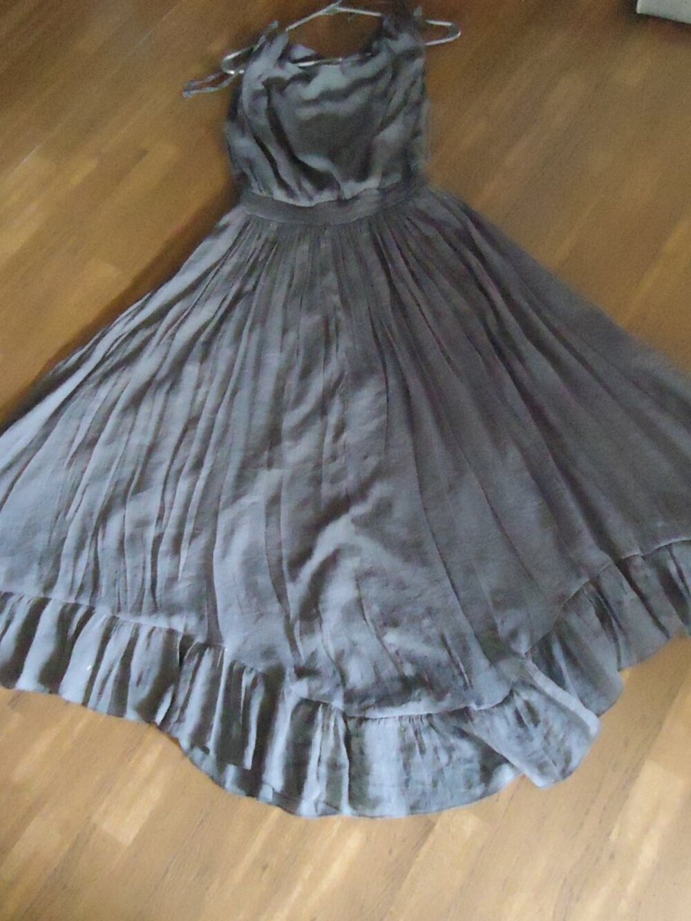 Mia Joy grey maxi dress - full skirt - Medium